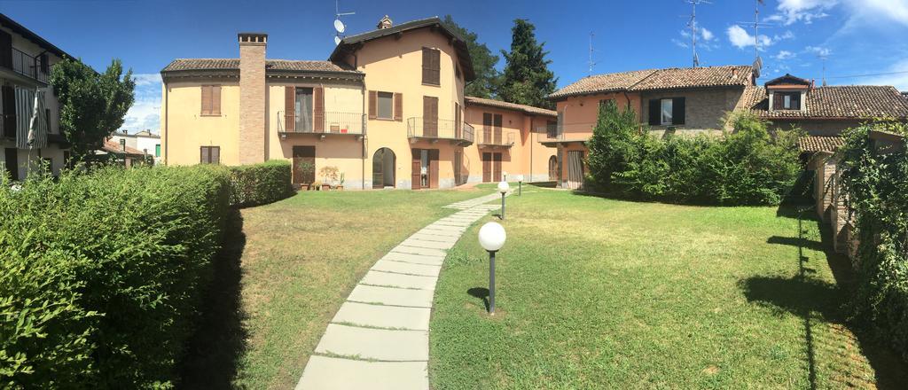 Bilocale Salice Terme Apartamento Exterior foto